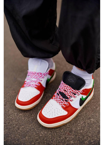 Білі Осінні кросівки чоловічі nike frame skate x sb dunk low habibi найк No Brand