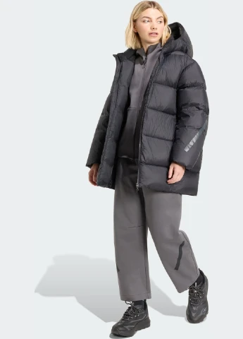 Чорна демісезонна парка z.n.e. puffer down adidas