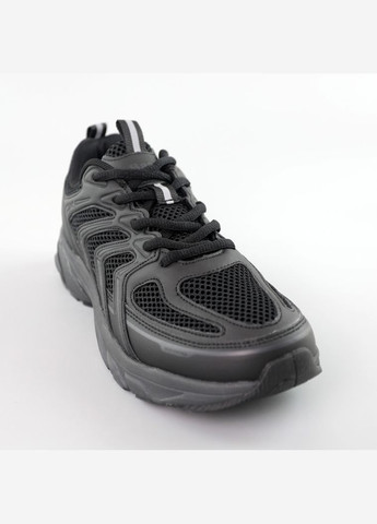 Черные кроссовки мужские Baas