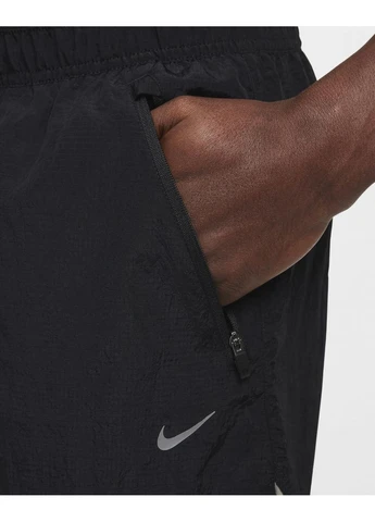 Шорти Stride Running Division 5 Dri-Fit Water-Repellent 2-In-1 Running Shorts Black FZ1135-010 Nike (398068794)