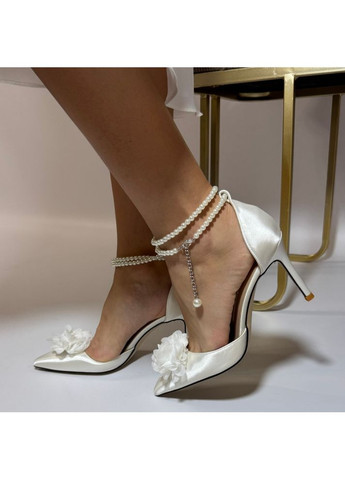 No Brand Жіночі туфлі весільні атласні та ремінцем перли та брошкою 5,5 см білий з текстиль, — (351394546)