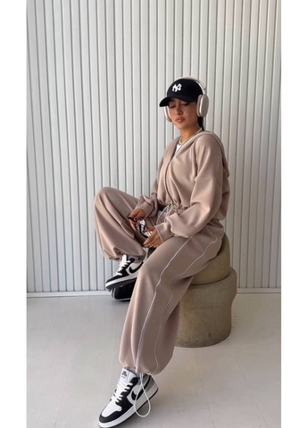 Жіночий спортивний костюм оверсайз на флісі: худі та широкі штани MonCher (363020943)