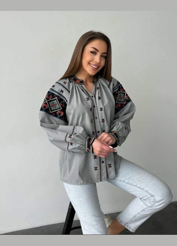 Сіра жіноча вишиванка бавовняна на ґудзиках, рукав ліхтарик гуцулянка s м l (42 44 46 48) сіра Po Fanu візерунок орнамент (330777555)