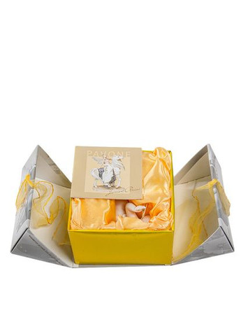 Статуетка порцелянова Хлопчик з паперовим літачком 12 см 1105893 бісквіт Pavone (346152834)