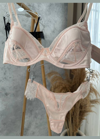Персиковий демісезонний комплект нижньої білизни жіночий трусики+ бюстгальтер No Brand