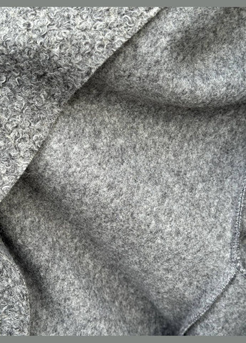 Серое демисезонное Пальто женское Chiaretta