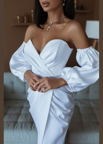 Белое вечернее платье футляр First Woman однотонное