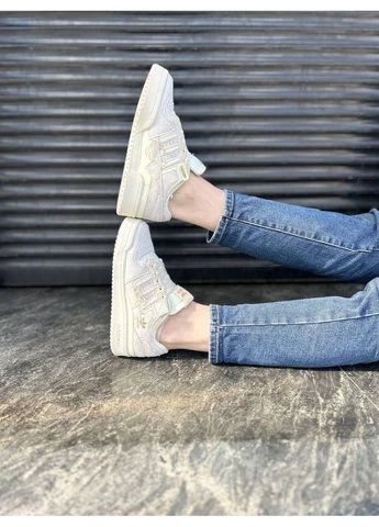 Бежевые демисезонные кроссовки мужские adidas forum 84 low of white адидас форум 84 No Brand