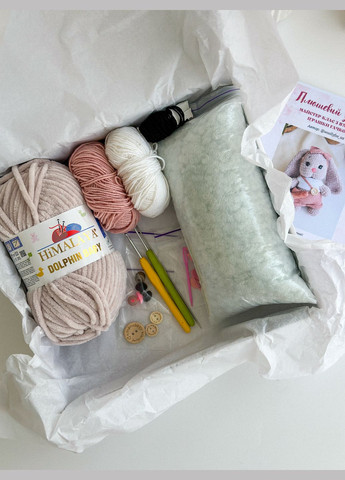 Набір для в'язання гачком "Зайчик в комбінезоні" (20 см) No Brand (330794646)