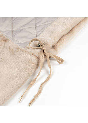 Капор женский плащевка / искусственный мех шиншилла бежевый КАРЕН LuckyLOOK 653-887 (322790702)