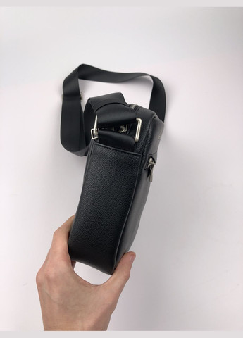 Tommy Hilfiger Барсетка через плече No Brand (363976018)