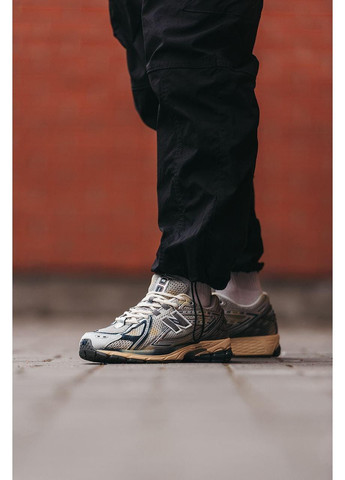 Серые демисезонные кроссовки мужские new balance 1906r grey yellow нью беланс 1906r No Brand