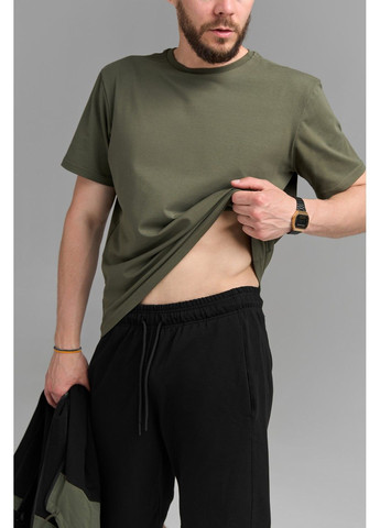 Комплект мужской на лето футболка хаки + спортивные шорты черные SUMMER Handy Wear (300676952)