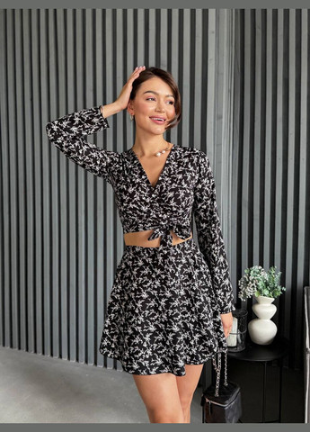 Жіночий костюм двійка: укорочена кофта та спідниця в квітковому принті MonCher (334256859)