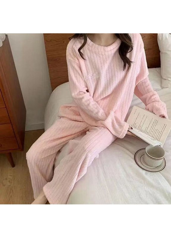 Розовая зимняя теплая уютная пижама смужка, женская пижама однотонная в теплых цветах зимняя оверсайз на рост до 166 см свитшот + брюки No Brand піжама СМУЖКА фіолетовий