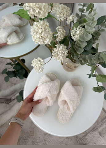 Молочные удобные и теплые тапочки☺️🤗 Vakko