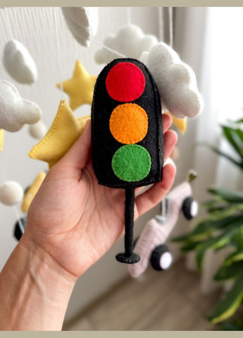 Дитячий музичний мобіль на ліжечко для немовлят WooolyWool «Машинки» з 35 мелодіями No Brand (342757820)