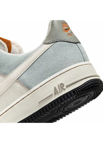 Цветные кроссовки мужские air force 1 07 lv8 emb multi fz6684-001 Nike