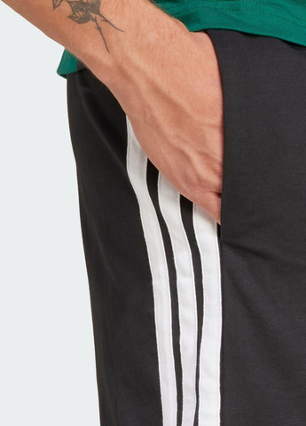Шорти Essentials 3-Stripes Single Jersey 7-Inch adidas (350612833)