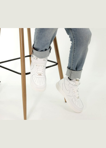 Белые зимние кроссовки зимние мужские и женские nike air force 1 winter high white fur | найк аир форс 1 высокие белые с мехом No Brand