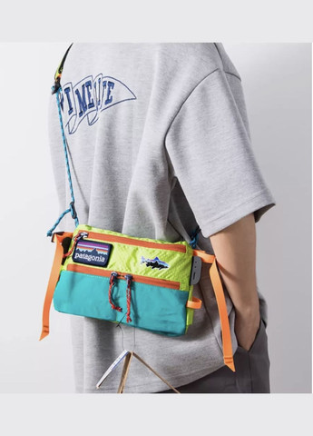 Водонепроницаемая сумка Унисекс, со съемным патчем, салатовая. No Brand Мессенджер (322768065)