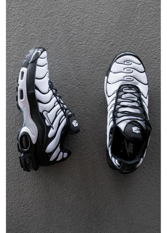 КРОССОВКИ ЖЕНСКИЕ NIKE AIR MAX PLUS TN WHITE BLACK НАЙК АИР МАКС ТН ПЛЮС No Brand чёрные демисезоны (367168163)