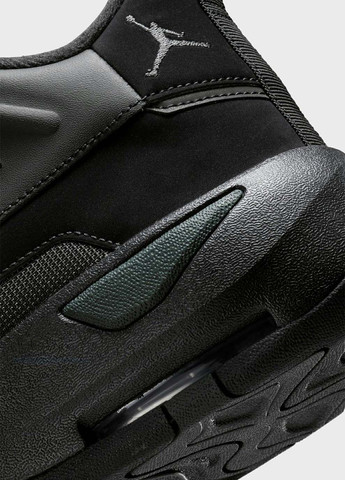 Черные демисезонные мужские кроссовки max aura 7 черный Jordan