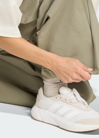Штани-карго City Tech Parachute adidas (362575920)
