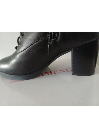 Класичні жіночі черевики з натуральної шкіри на підборах,. Демісезон. Glavi (366704380)