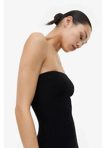 Черное кэжуал платье в рубчик H&M однотонное