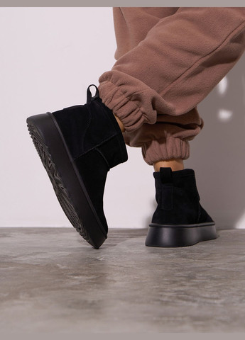 Зимние ботинки ISSA PLUS из натуральной замши