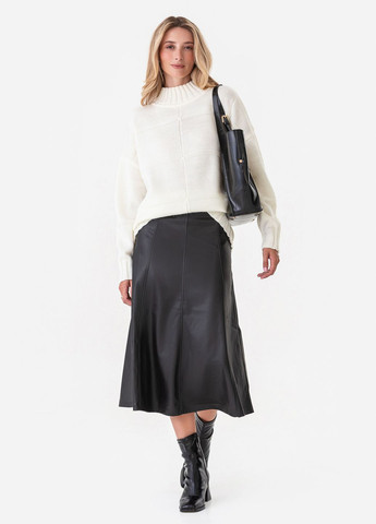 Молочний жіночий светр з геометричним малюнком. SVTR