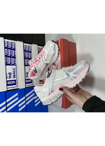 Белые демисезонные кроссовки мужские nike vomero 5 white pink найк вомеро 5 белые No Brand