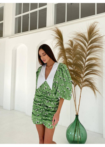 Зеленое платье kamilla с отложным воротничком зеленого цвета цветочный принт milirud