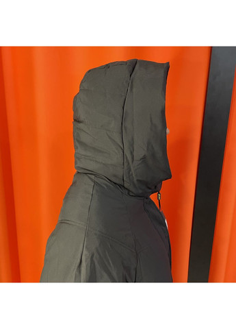 Черная зимняя пальто женское длинная куртка зимняя накладные карманы 46 чёрная No Brand