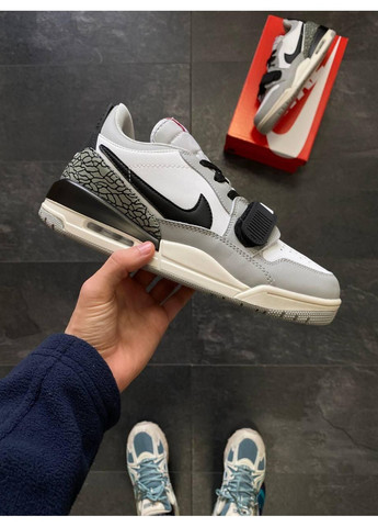 Белые демисезонные кроссовки мужские nike air jordan legacy 312 low найк аир джордан No Brand