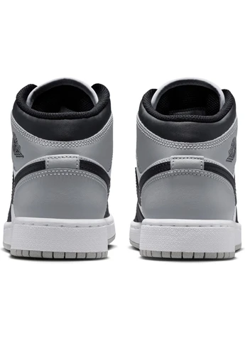 Белые кроссовки подростковые (gs) бело-черно-серые dq8423-101 Nike AIR JORDAN 1 MID