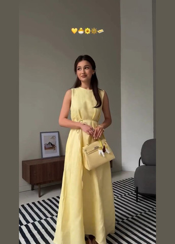 Желтое кэжуал платье длины макси из льна MonCher