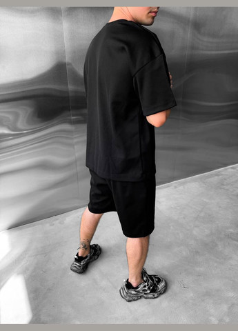 Черный стильный повседневный костюм в рубчик Vakko