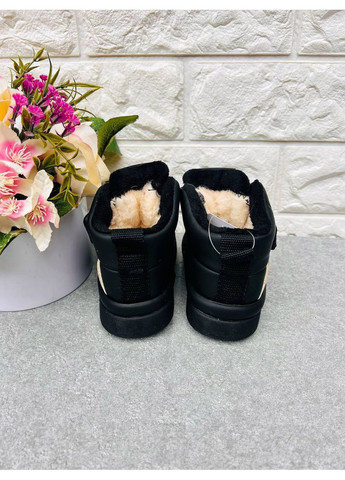 Черные хорошие угги для самых маленьких Bessky