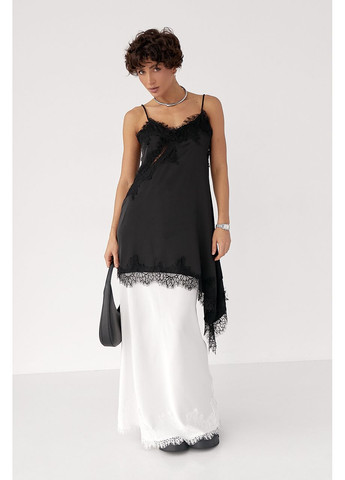 Белая сатиновая длинная юбка с разрезом Lurex