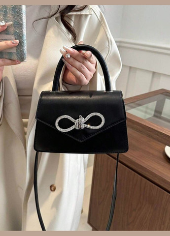 Жіноча класична сумка 8424 крос-боді через плече чорна No Brand (290665297)