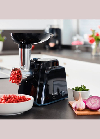 М'ясорубка Classic, 1400Вт, 1.7кг/хв, 2 решітки, насадка для ковбас, пластик, чорний Tefal (314978220)