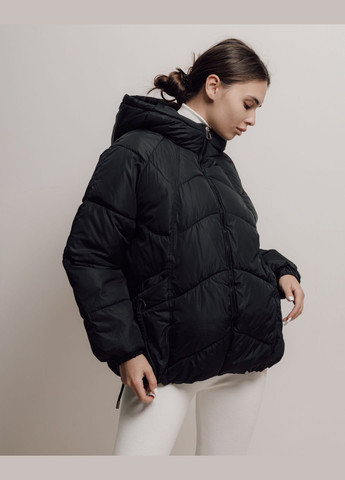 Чорна зимня куртка жіноча JoyOne