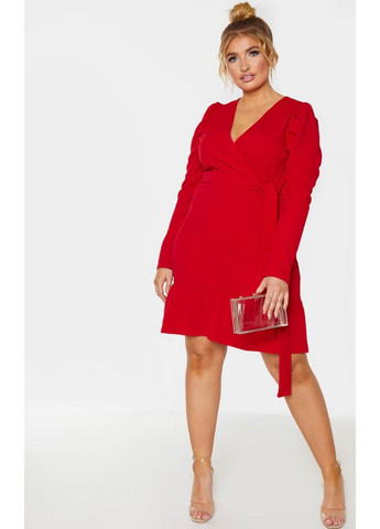 Красное кэжуал платье PrettyLittleThing однотонное
