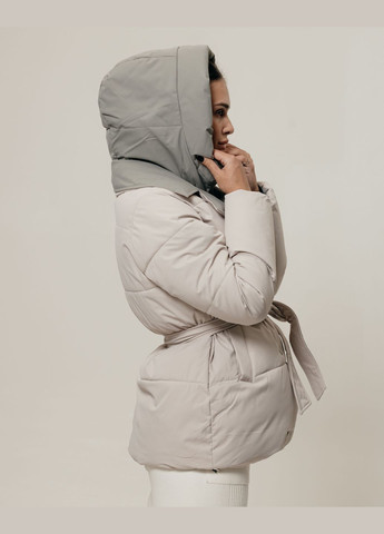 Светло-бежевая куртка с поясом бежево-молочная HAIZIYUAN