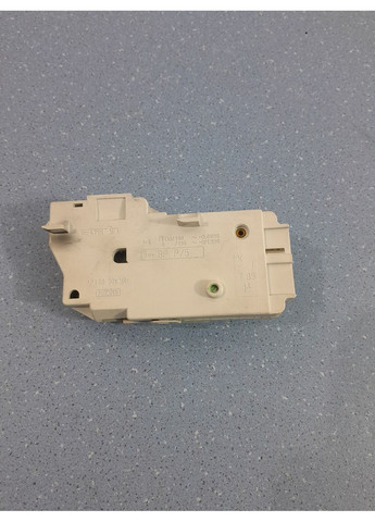 Замок люка для пральної машини 461973080483/07 ARISTON (364504247)