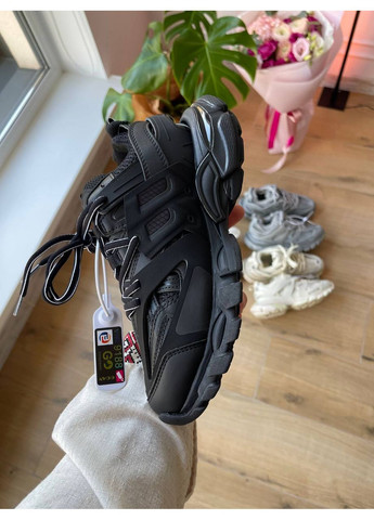 Білі Осінні кросівки чоловічі balenciaga track black 542023 w No Brand