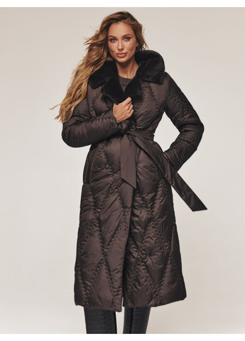 Коричнева зимня стьобана зимова куртка з капюшоном і широкими лацканами коричнева Dressa