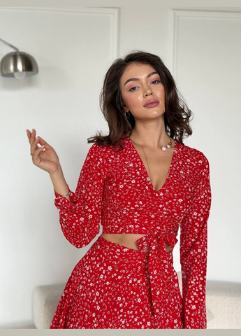 Жіночий костюм двійка: укорочена кофта та спідниця в квітковому принті MonCher (334256861)